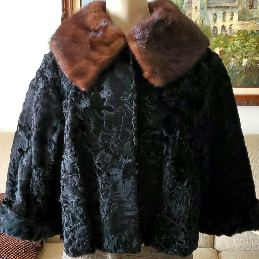 Vintage Black with mink fur coat,  the black fur is called Persian lamb or broad - Picture 2 of 10